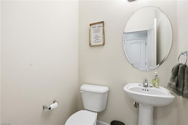 3110 Barred Owl LN, Chesapeake, VA 23323