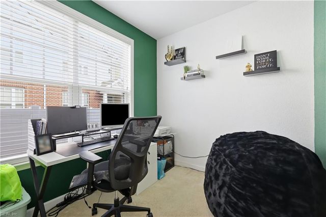 3110 Barred Owl LN, Chesapeake, VA 23323