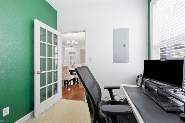 3110 Barred Owl LN, Chesapeake, VA 23323