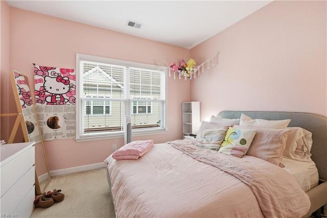 3110 Barred Owl LN, Chesapeake, VA 23323
