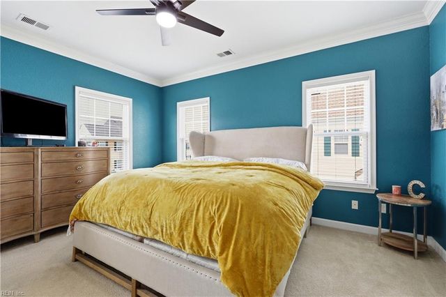 3110 Barred Owl LN, Chesapeake, VA 23323