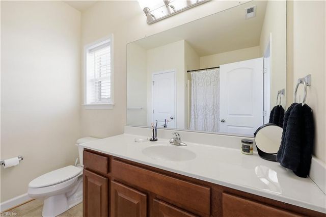 3110 Barred Owl LN, Chesapeake, VA 23323