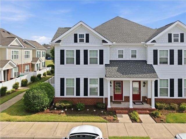 3110 Barred Owl LN, Chesapeake, VA 23323