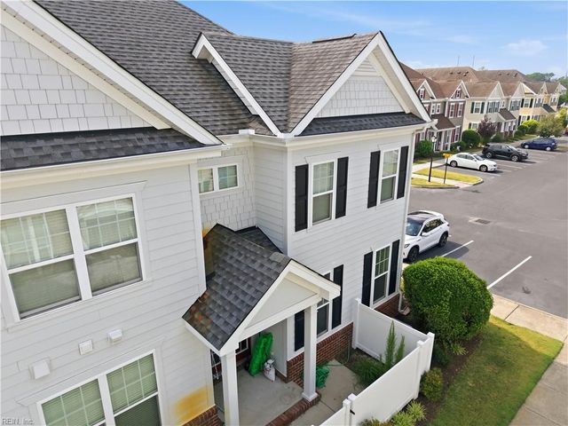 3110 Barred Owl LN, Chesapeake, VA 23323