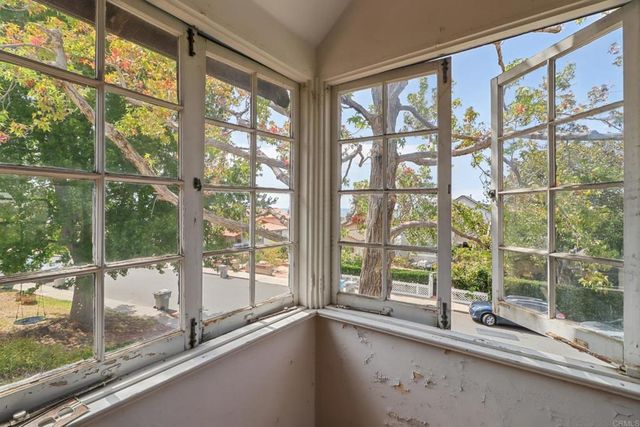 5669 Bellevue Avenue, La Jolla, CA 92037