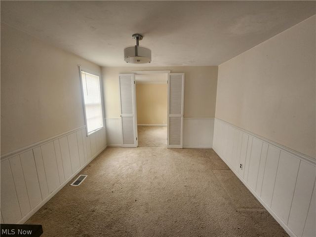 1367 Elmwood Avenue SW, North Canton, OH 44720