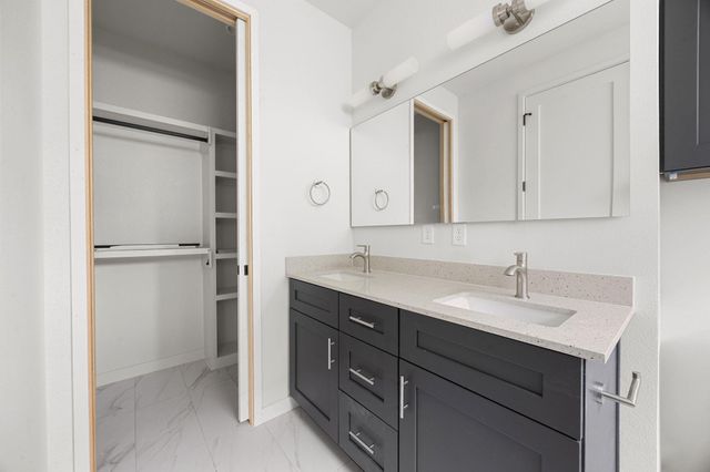 1709 Maple Ave 2A, Austin, TX 78702