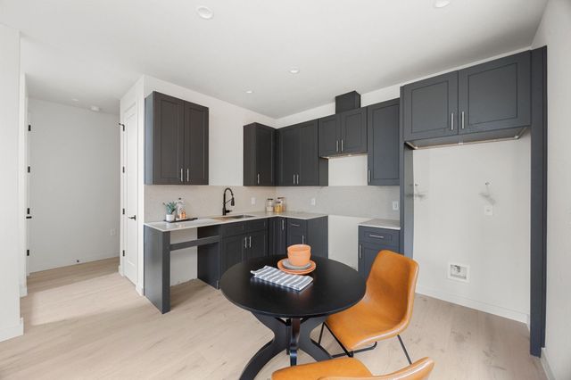 1709 Maple Ave 2A, Austin, TX 78702