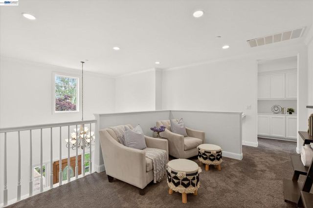 3001 Lusitana Dr, Livermore, CA 94550