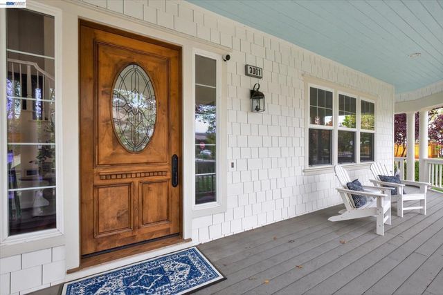 3001 Lusitana Dr, Livermore, CA 94550