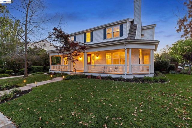 3001 Lusitana Dr, Livermore, CA 94550