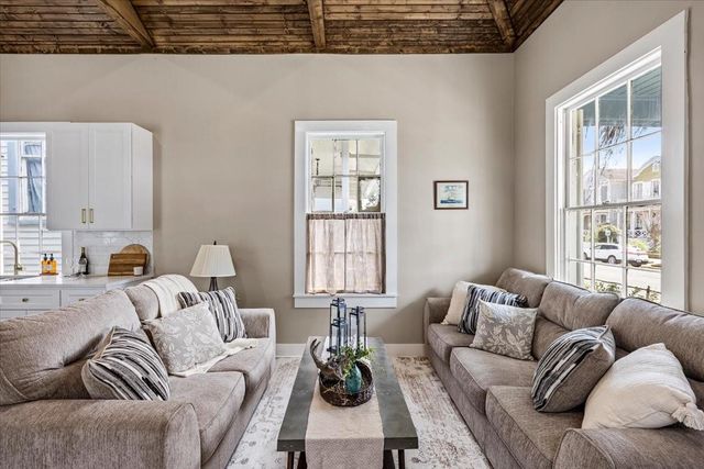 1722 - 1724 Winnie Street, Galveston, TX 77550