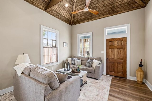 1722 - 1724 Winnie Street, Galveston, TX 77550