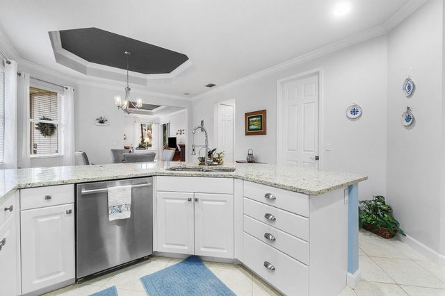 7071 Torrey Pines Circle, Port St Lucie, FL 34986