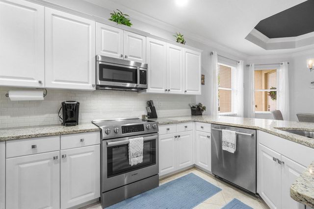 7071 Torrey Pines Circle, Port St Lucie, FL 34986