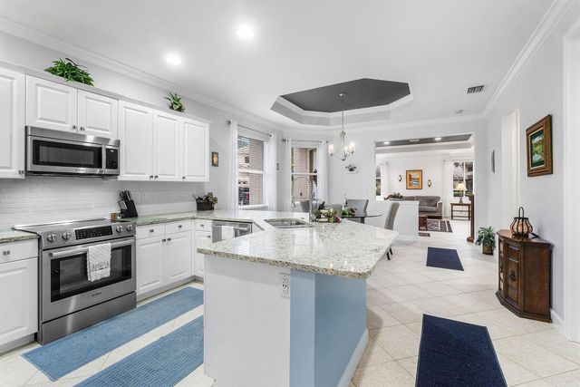 7071 Torrey Pines Circle, Port St Lucie, FL 34986