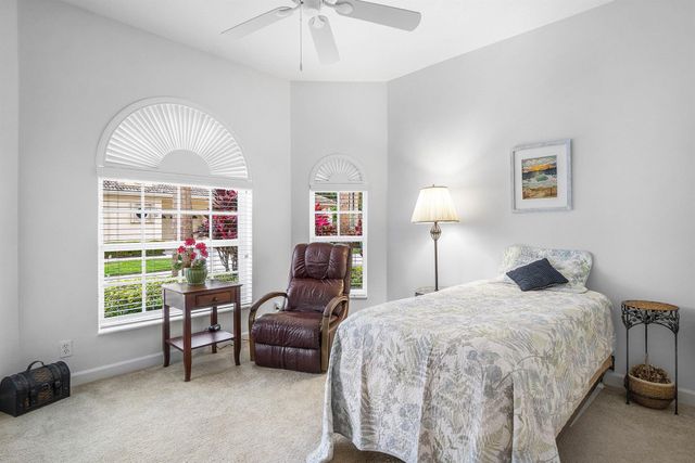 7071 Torrey Pines Circle, Port St Lucie, FL 34986