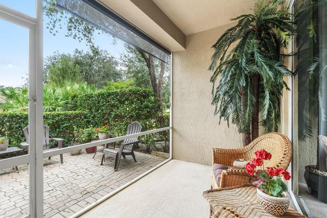 7071 Torrey Pines Circle, Port St Lucie, FL 34986