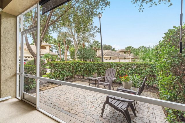 7071 Torrey Pines Circle, Port St Lucie, FL 34986