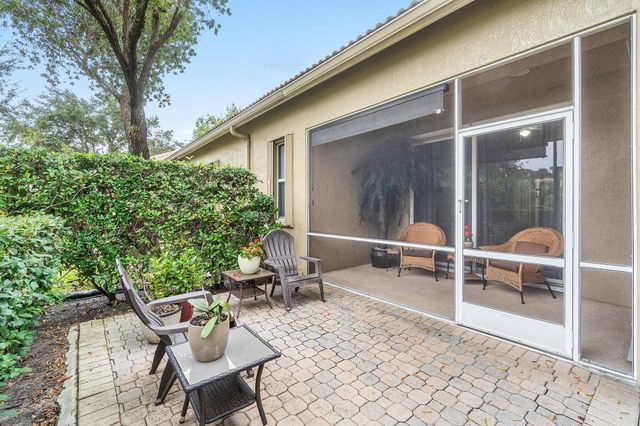 7071 Torrey Pines Circle, Port St Lucie, FL 34986