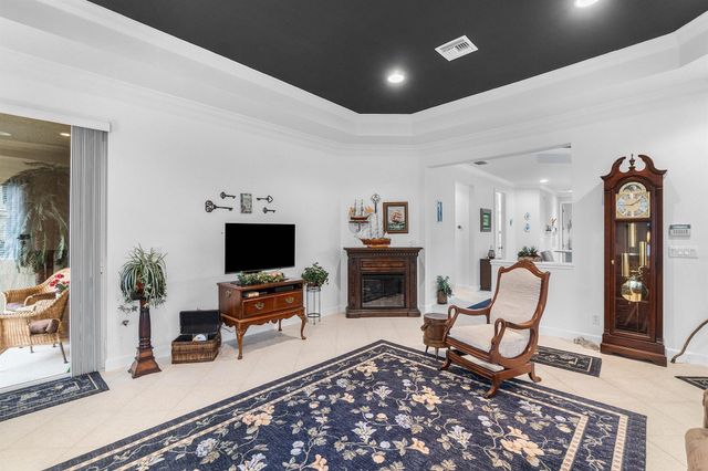 7071 Torrey Pines Circle, Port St Lucie, FL 34986