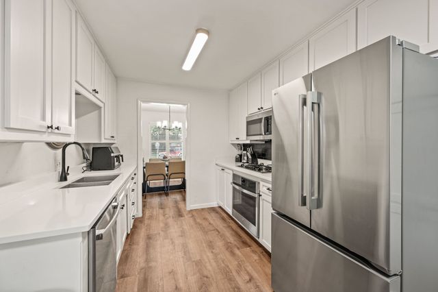 1760 Northridge Drive, Hurst, TX 76054