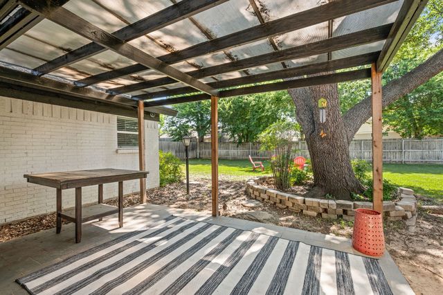 1760 Northridge Drive, Hurst, TX 76054