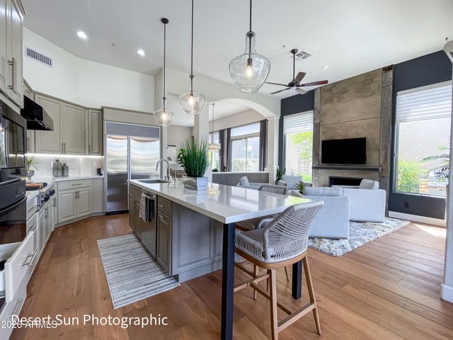 10192 E Bayview Drive E, Scottsdale, AZ 85258