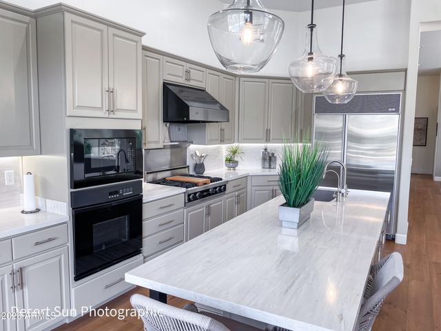 10192 E Bayview Drive E, Scottsdale, AZ 85258