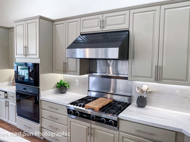 10192 E Bayview Drive E, Scottsdale, AZ 85258