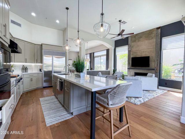 10192 E Bayview Drive E, Scottsdale, AZ 85258