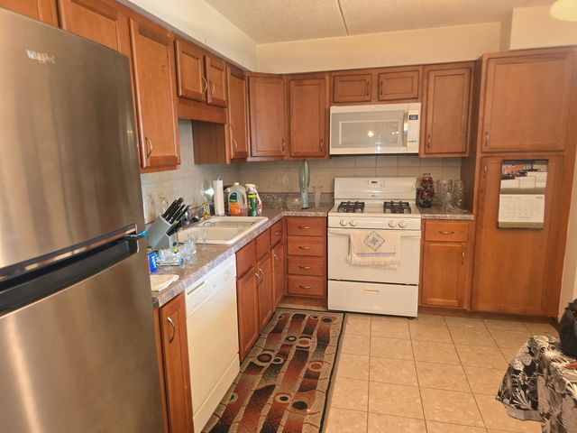 6526 W Irving Park Road 505, Chicago, IL 60634