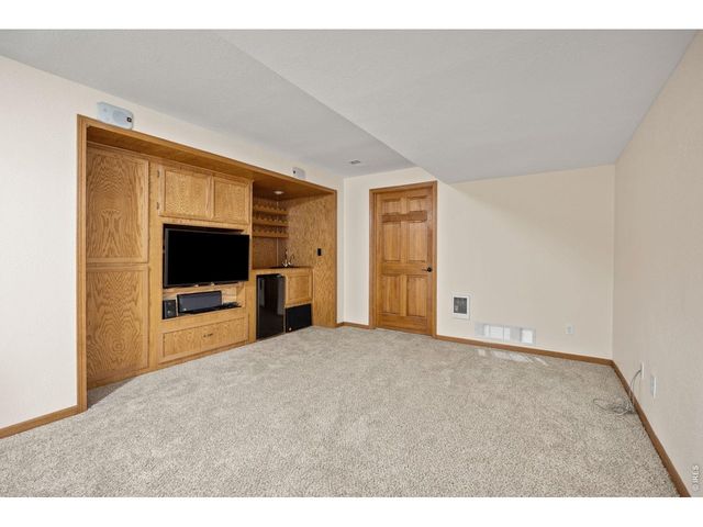 3742 Rochdale Dr, Fort Collins, CO 80525