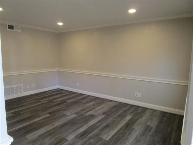 1235 Riverside Drive F6, Gainesville, GA 30501