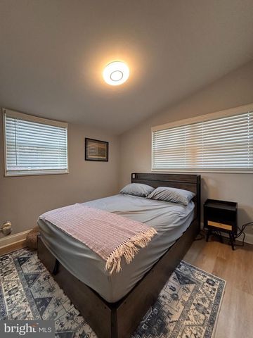 222 E TAYLOR RUN PKWY, Alexandria, VA 22314