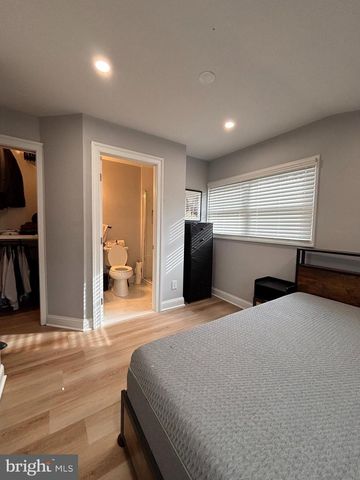 222 E TAYLOR RUN PKWY, Alexandria, VA 22314