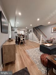 222 E TAYLOR RUN PKWY, Alexandria, VA 22314
