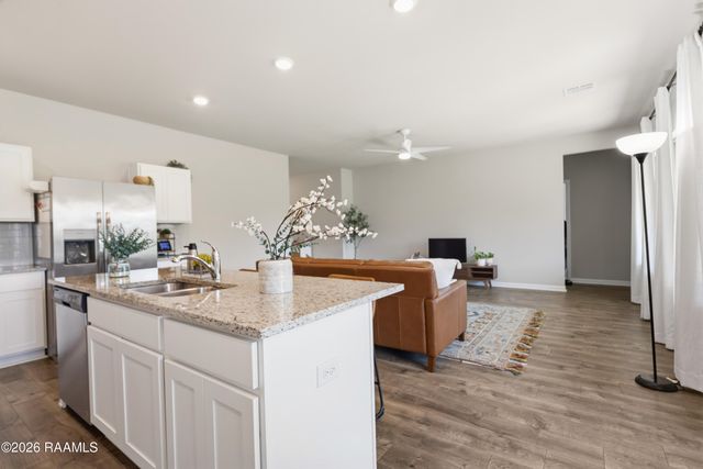 120 Grace View Drive, Lafayette, LA 70506