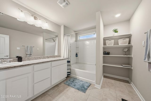 120 Grace View Drive, Lafayette, LA 70506