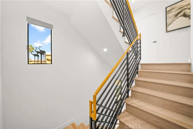 5151 W Redondo Court, Los Angeles, CA 90019