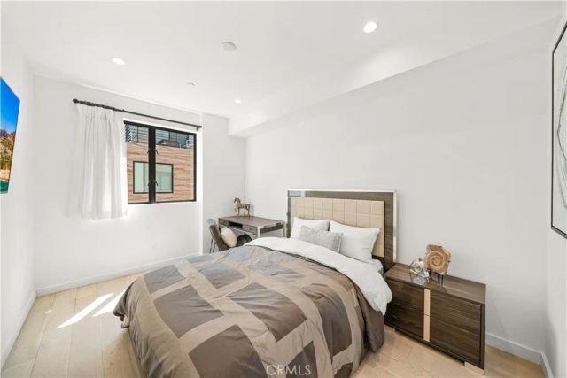5151 W Redondo Court, Los Angeles, CA 90019