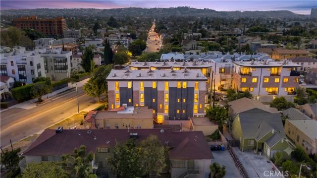 5151 W Redondo Court, Los Angeles, CA 90019