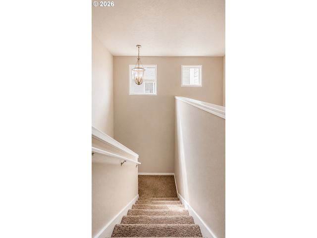 5739 AVALON Aly, Eugene, OR 97402