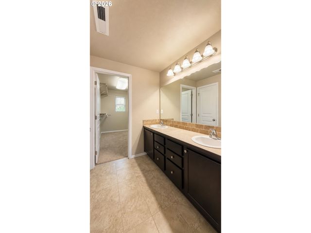 5739 AVALON Aly, Eugene, OR 97402