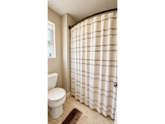 5739 AVALON Aly, Eugene, OR 97402
