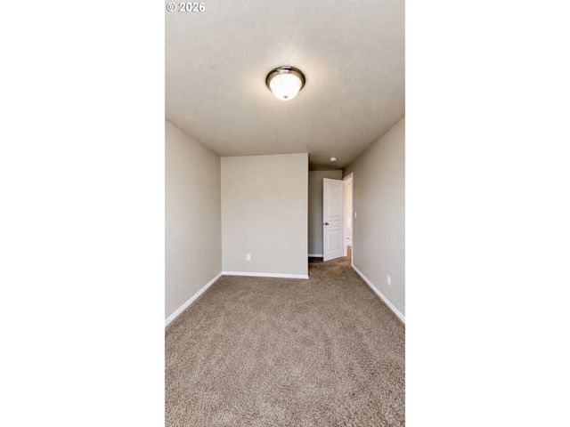 5739 AVALON Aly, Eugene, OR 97402