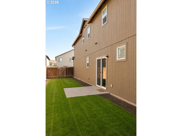5739 AVALON Aly, Eugene, OR 97402