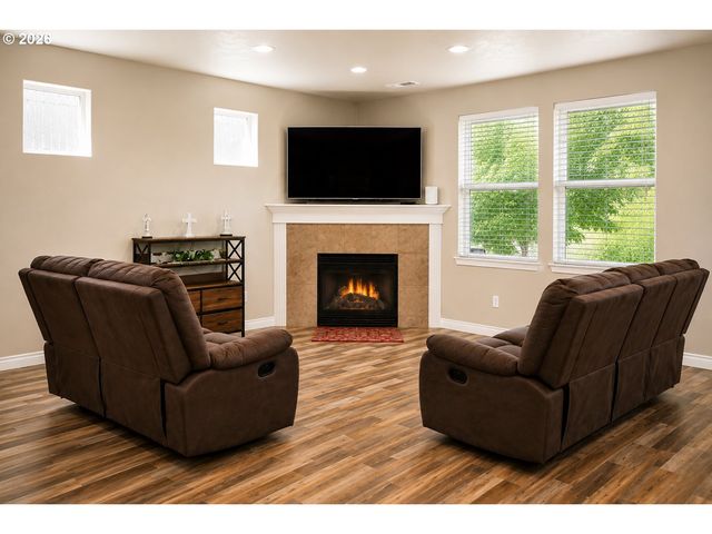 5739 AVALON Aly, Eugene, OR 97402