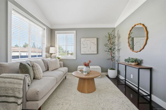 757 Eastshore Terrace 210, Chula Vista, CA 91913