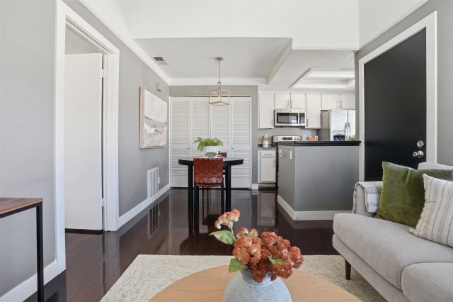 757 Eastshore Terrace 210, Chula Vista, CA 91913